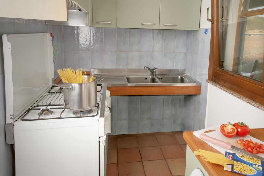 Residenza Solemar Villa Bosa Marina Buitenkant foto