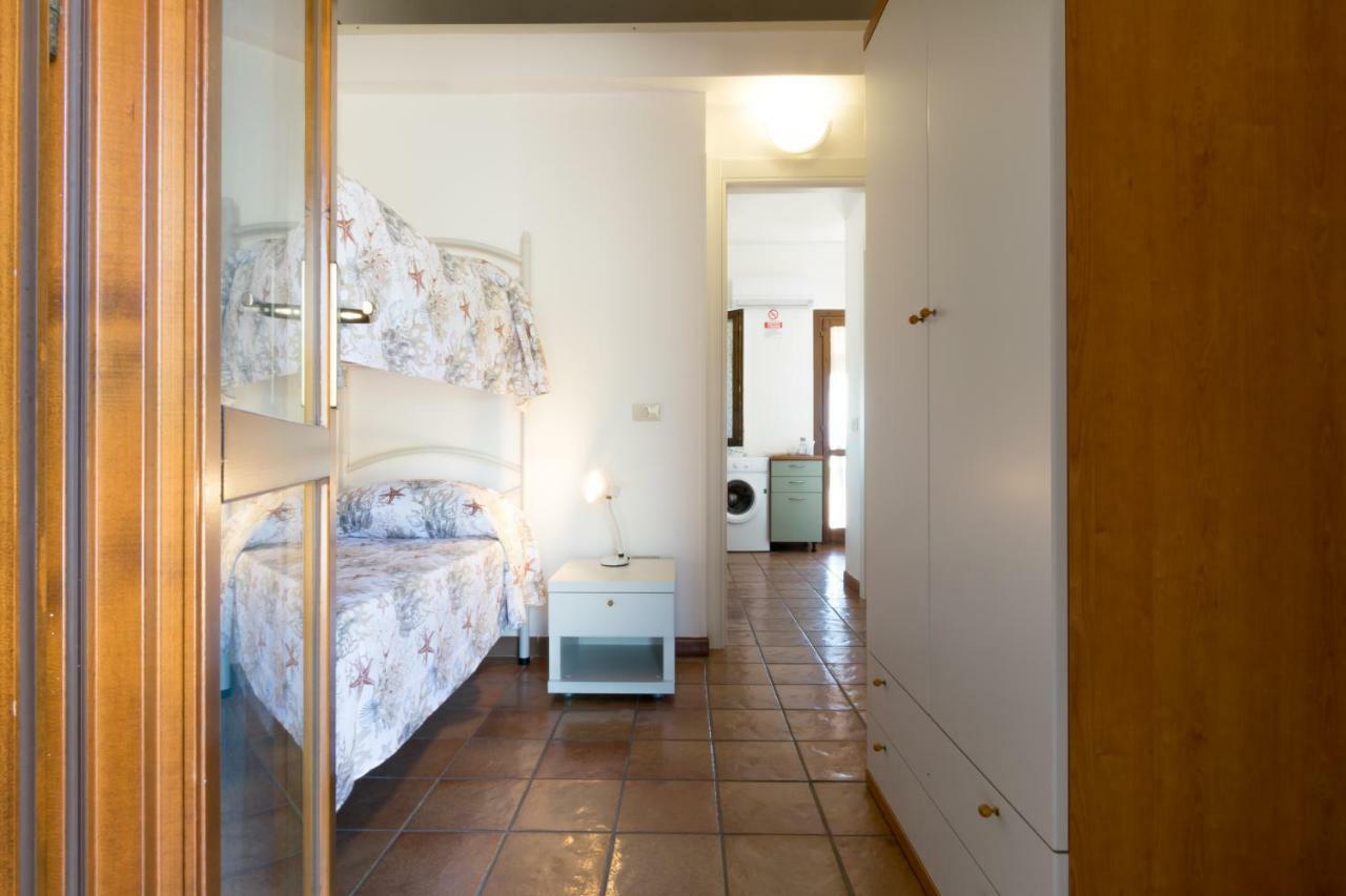 Residenza Solemar Villa Bosa Marina Buitenkant foto