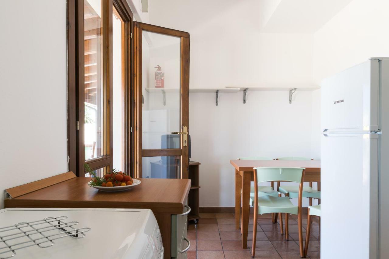 Residenza Solemar Villa Bosa Marina Buitenkant foto